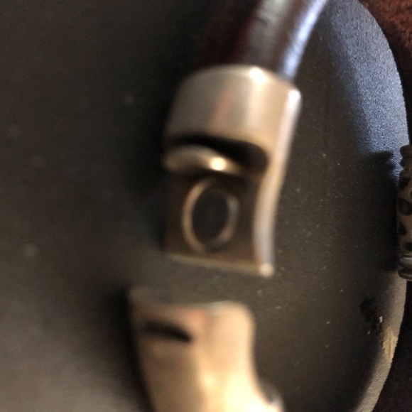 Hammered Silver Bangle Leather Bracelet - Picture 3 of 3